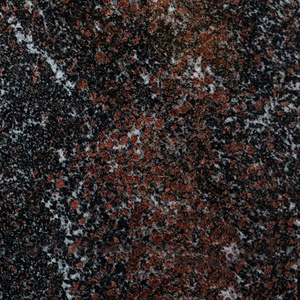 Гранитная брусчатка Гранатовый амфиболит, Колотая, 100x100 мм