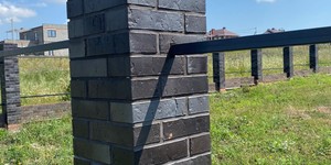 Забор из черного кирпича BRAER PRO 34_03 (5)