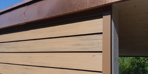 Фасадная доска ДПК BAMBERG Alpine Lebanese Cedar фото облицовки частного дома из ДПК (7)