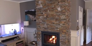 Камин облицованный 3D мозаикой из камня RKS SLATE Сланец Rusty Slate Rockface фото (6)