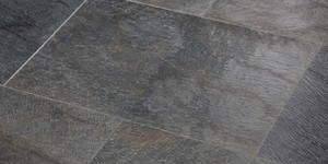 Фактурная плитка для интерьера из сланца натурального RKS SLATE Сланец Deoli Green Natural. Монтаж на пол и стены (2)