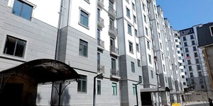 Фасад и цоколь из серой Гранитной плитки Grey Pearl от RKS SLATE купить с доставкой (5)